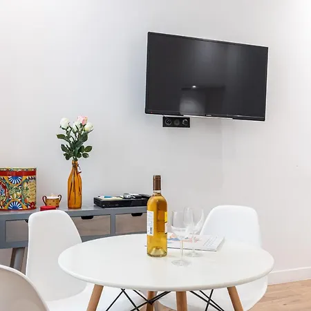 Garibaldi Square - Cozy 1 Bdr Old Town Ac * Nice